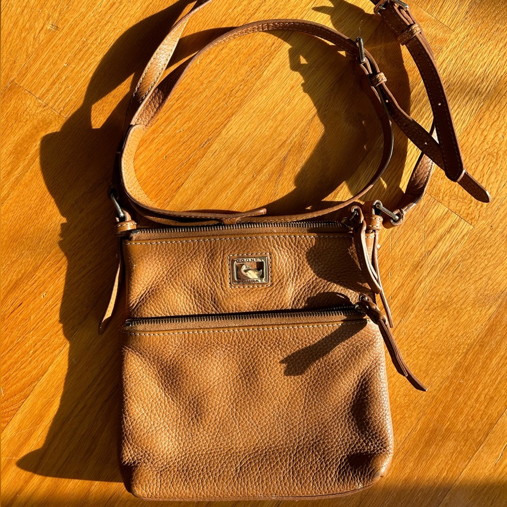 Vintage Dooney & Bourke Chestnut Leather Crossbody